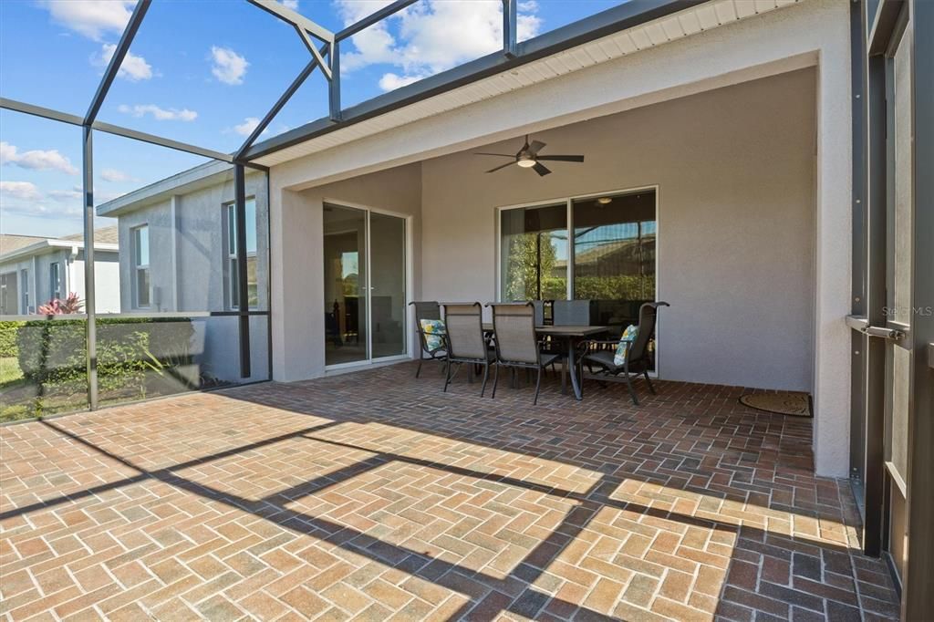 For Sale: $329,000 (2 beds, 2 baths, 1797 Square Feet)