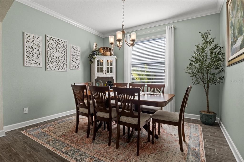 For Sale: $329,000 (2 beds, 2 baths, 1797 Square Feet)