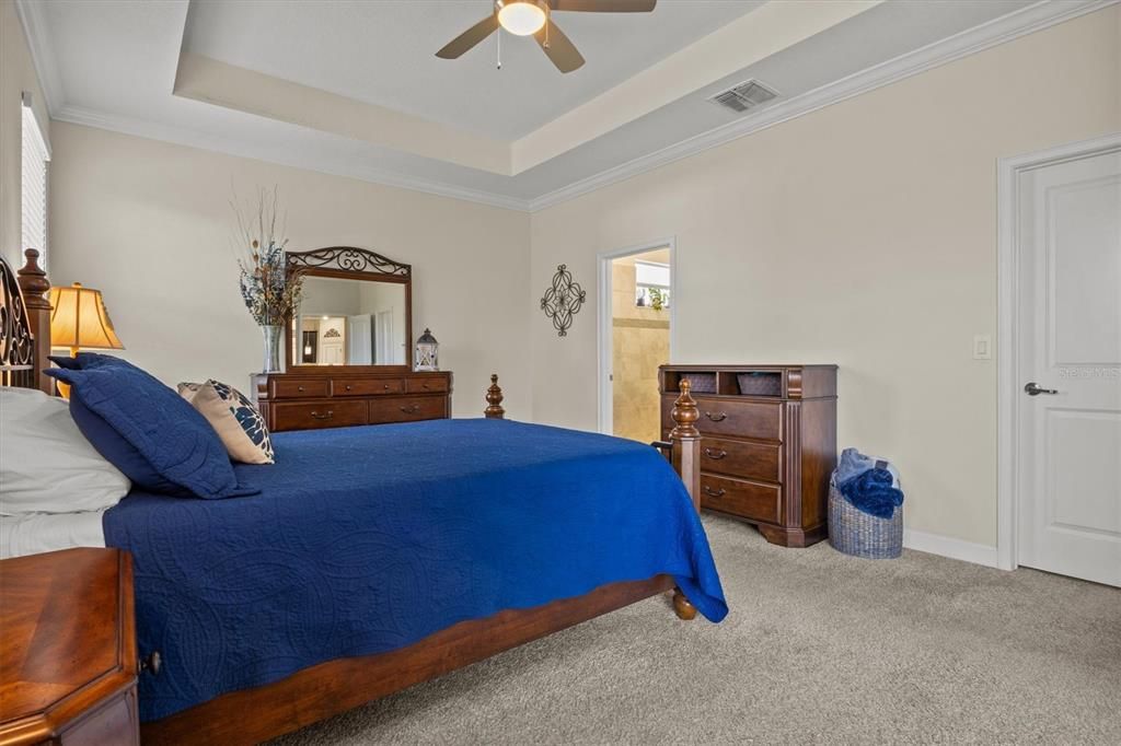 For Sale: $329,000 (2 beds, 2 baths, 1797 Square Feet)