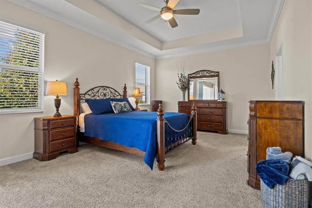 For Sale: $329,000 (2 beds, 2 baths, 1797 Square Feet)