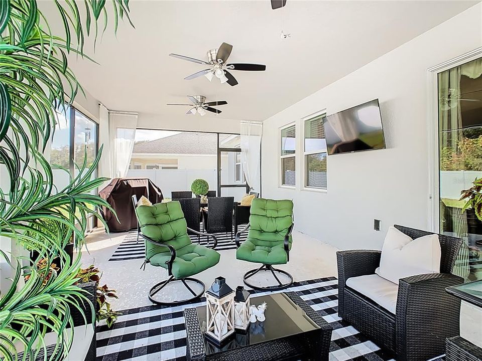 For Sale: $355,000 (3 beds, 2 baths, 1474 Square Feet)