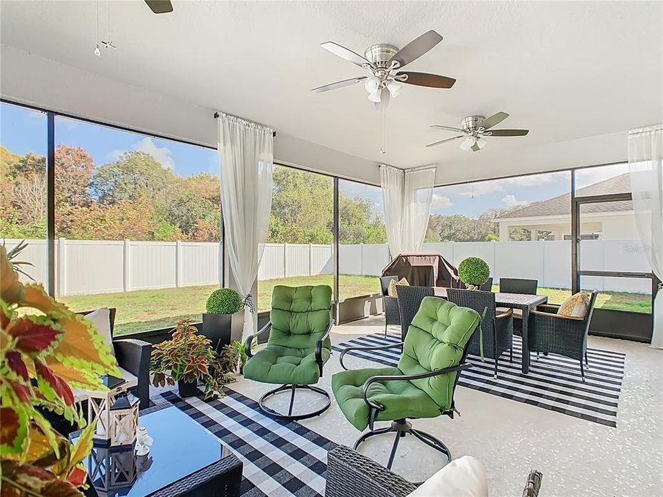 For Sale: $355,000 (3 beds, 2 baths, 1474 Square Feet)