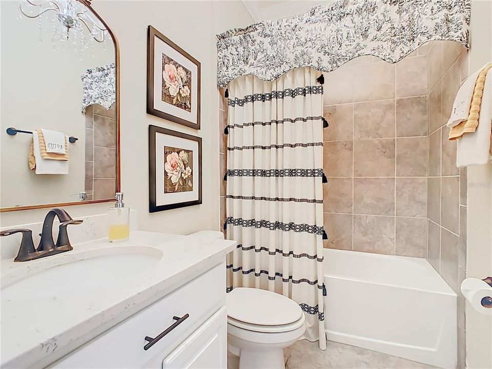 For Sale: $355,000 (3 beds, 2 baths, 1474 Square Feet)