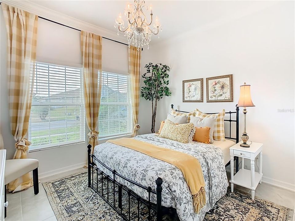 For Sale: $355,000 (3 beds, 2 baths, 1474 Square Feet)