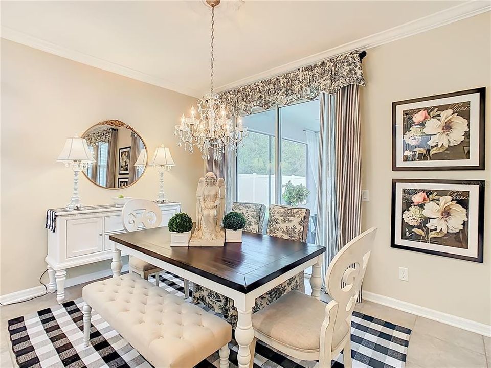 For Sale: $355,000 (3 beds, 2 baths, 1474 Square Feet)