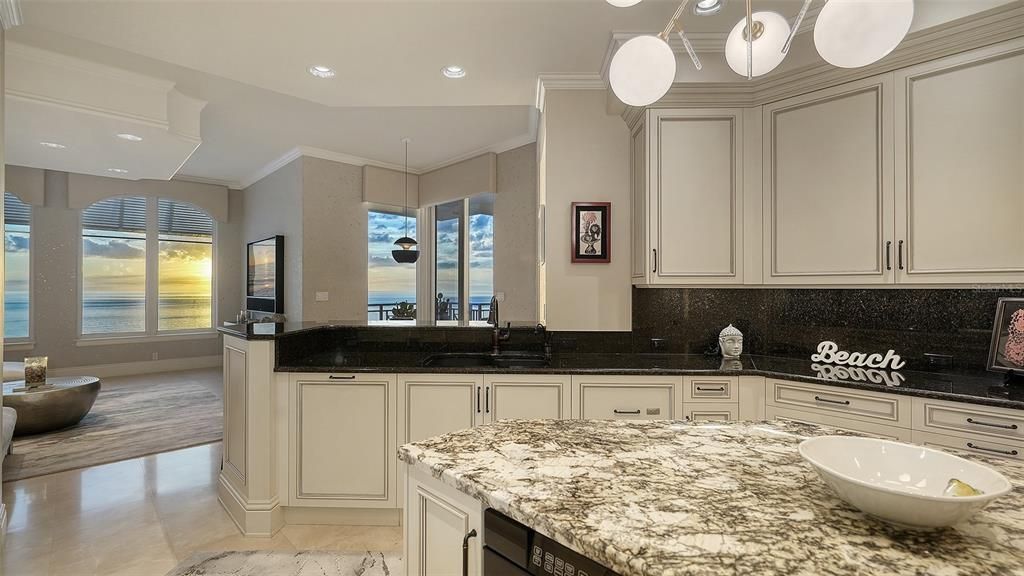 En Venta: $5,800,000 (3 camas, 4 baños, 3654 Pies cuadrados)