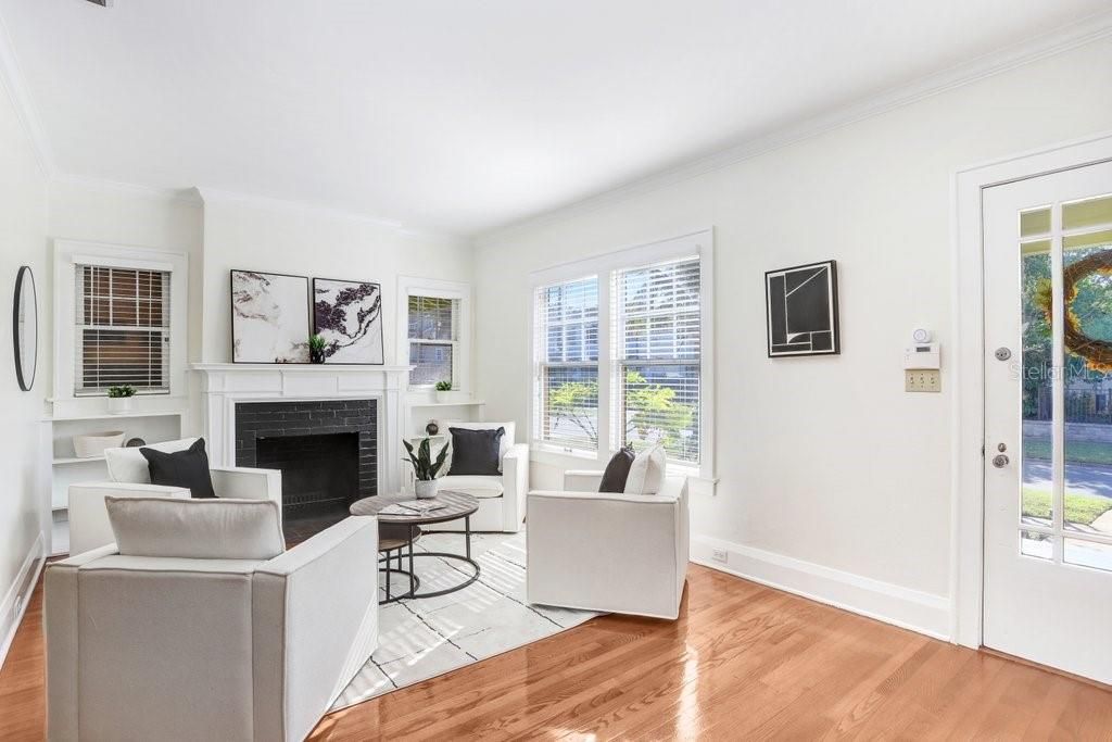 待售: $825,000 (3 贝兹, 2 浴室, 2312 平方英尺)