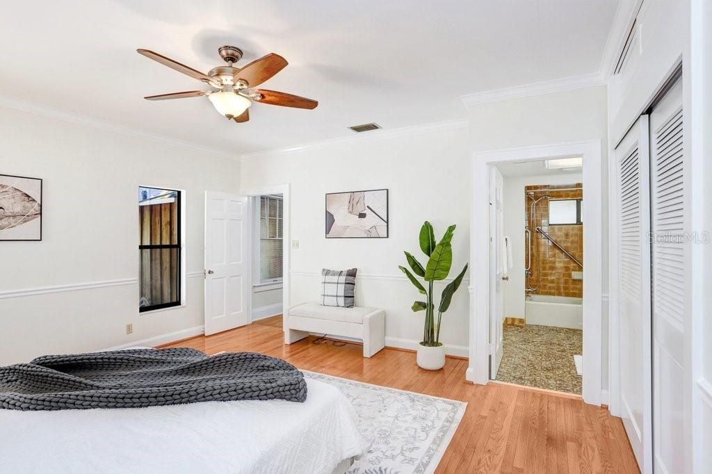 待售: $825,000 (3 贝兹, 2 浴室, 2312 平方英尺)