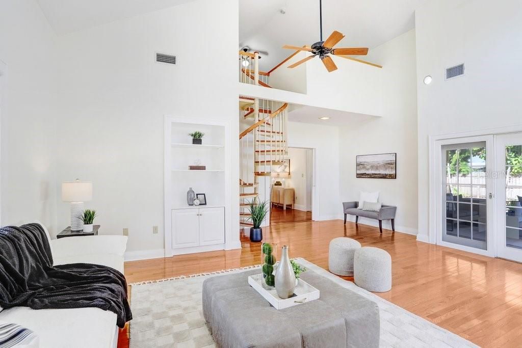 待售: $825,000 (3 贝兹, 2 浴室, 2312 平方英尺)