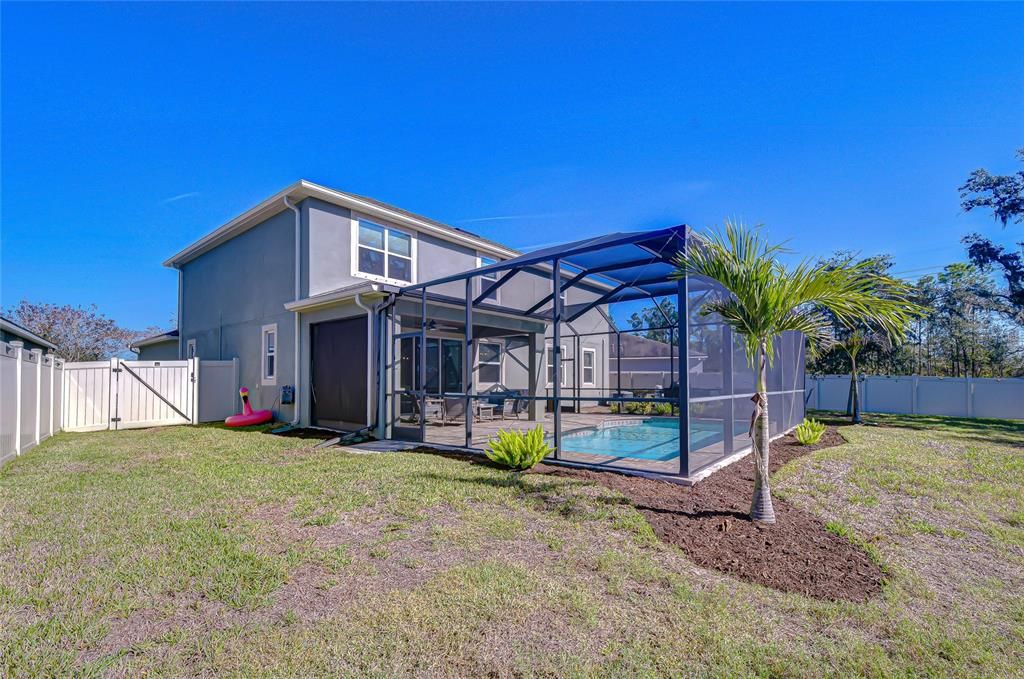 For Sale: $699,000 (4 beds, 2 baths, 2934 Square Feet)