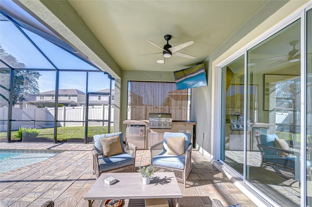 For Sale: $699,000 (4 beds, 2 baths, 2934 Square Feet)