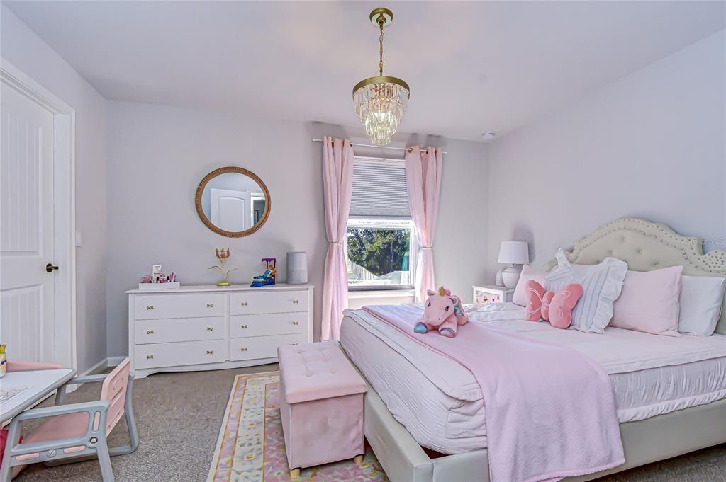 For Sale: $699,000 (4 beds, 2 baths, 2934 Square Feet)