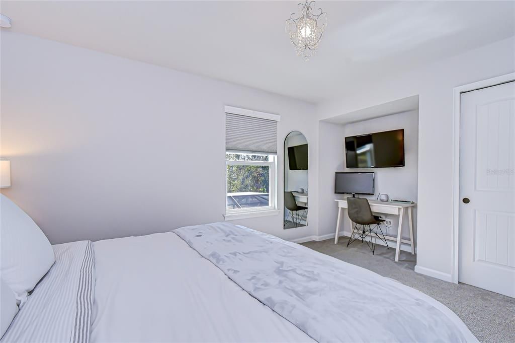 For Sale: $699,000 (4 beds, 2 baths, 2934 Square Feet)