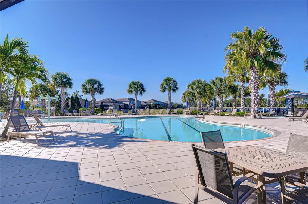 For Sale: $699,000 (4 beds, 2 baths, 2934 Square Feet)