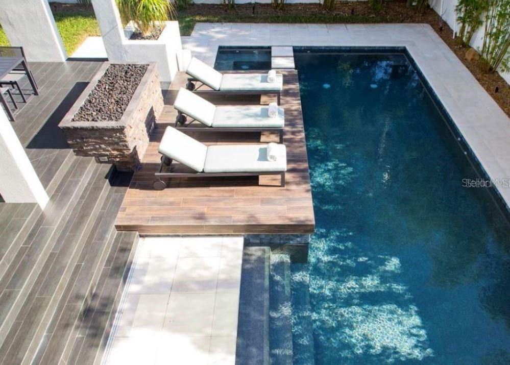 For Rent: $14,750 (4 beds, 4 baths, 3784 Square Feet)