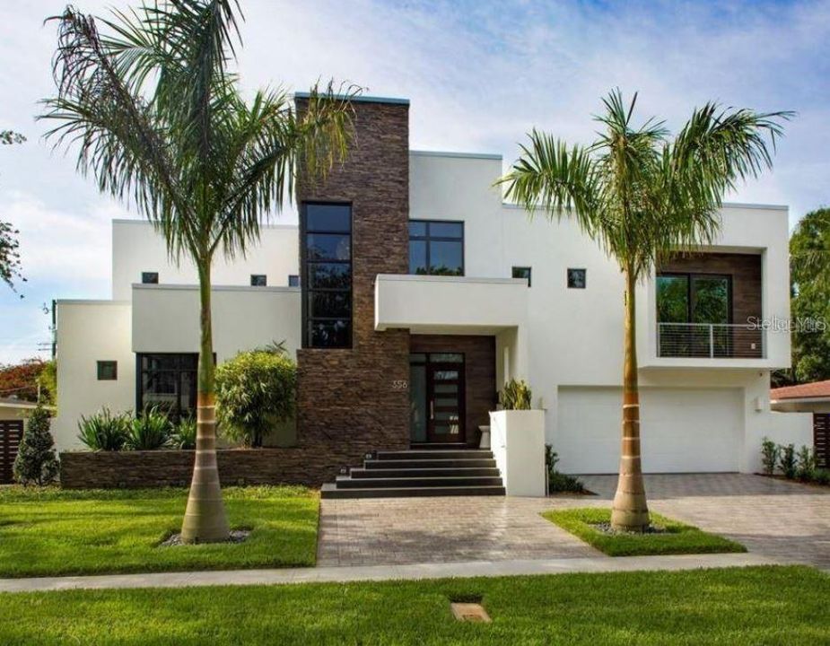 For Rent: $14,750 (4 beds, 4 baths, 3784 Square Feet)