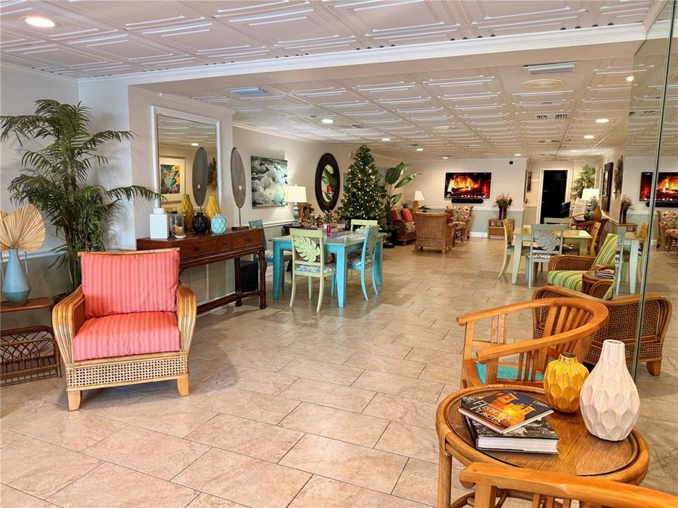 En Venta: $575,000 (2 camas, 2 baños, 1440 Pies cuadrados)