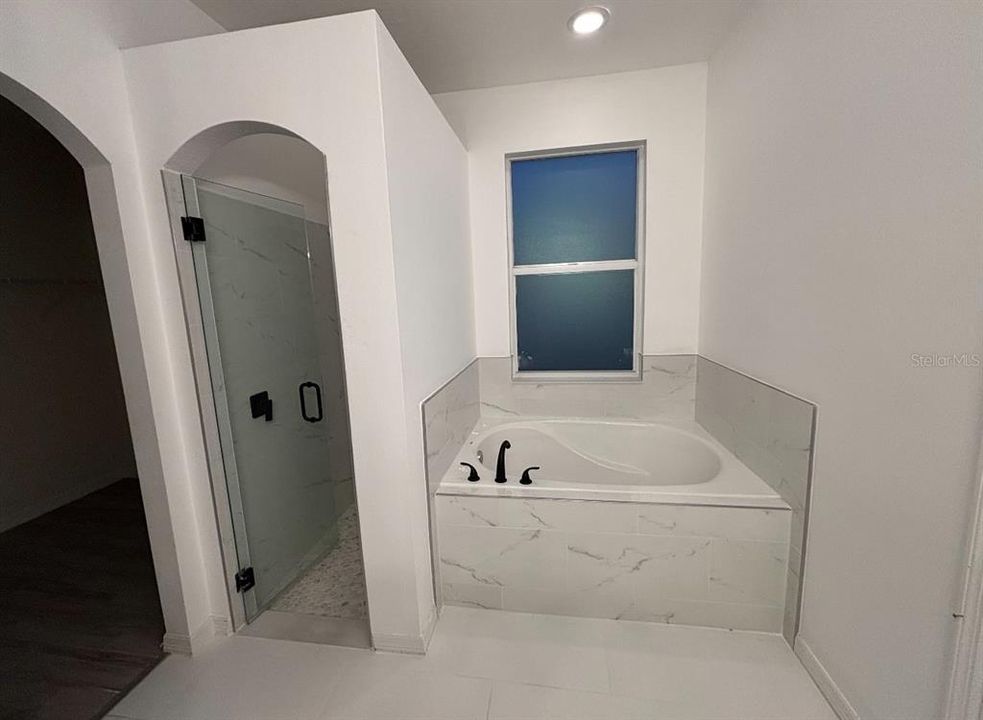 En Renta: $2,300 (3 camas, 2 baños, 1305 Pies cuadrados)