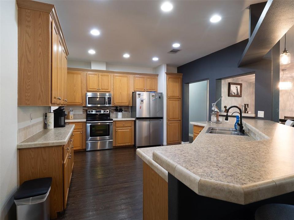 For Sale: $899,000 (4 beds, 3 baths, 2415 Square Feet)