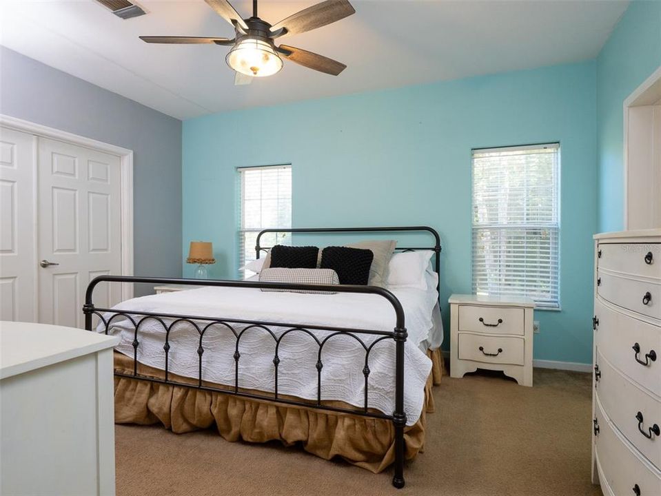 For Sale: $899,000 (4 beds, 3 baths, 2415 Square Feet)