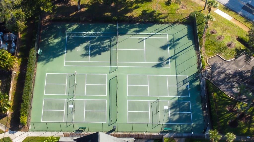 На продажу: $575,000 (3 спален, 2 ванн, 1680 Квадратных фут)