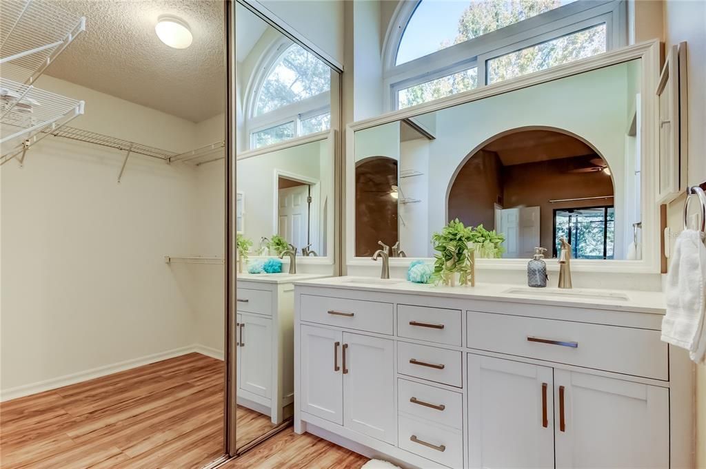 На продажу: $575,000 (3 спален, 2 ванн, 1680 Квадратных фут)