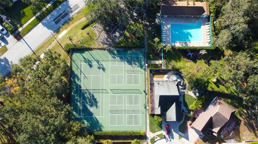 На продажу: $575,000 (3 спален, 2 ванн, 1680 Квадратных фут)