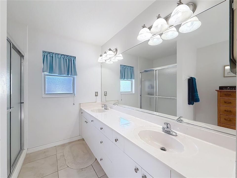 待售: $349,990 (3 贝兹, 2 浴室, 1874 平方英尺)