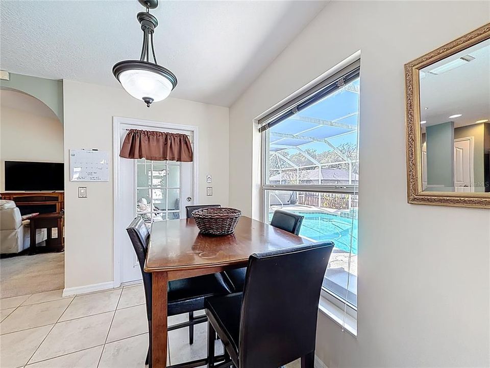 待售: $349,990 (3 贝兹, 2 浴室, 1874 平方英尺)