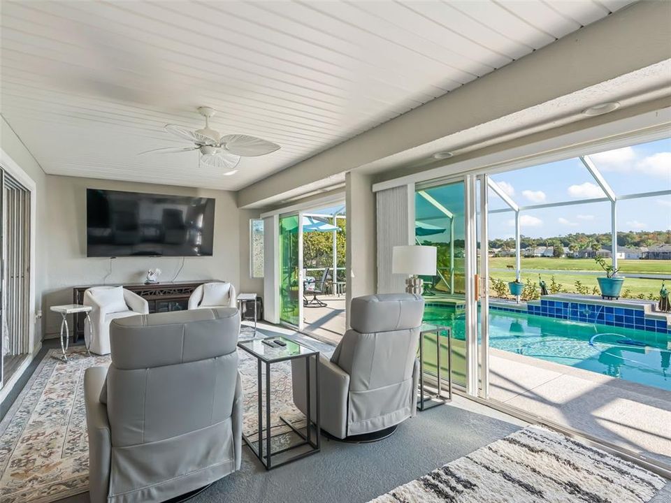 На продажу: $550,000 (3 спален, 3 ванн, 2071 Квадратных фут)