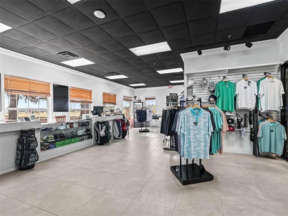 На продажу: $550,000 (3 спален, 3 ванн, 2071 Квадратных фут)