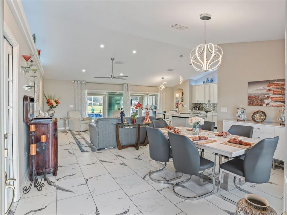 На продажу: $550,000 (3 спален, 3 ванн, 2071 Квадратных фут)