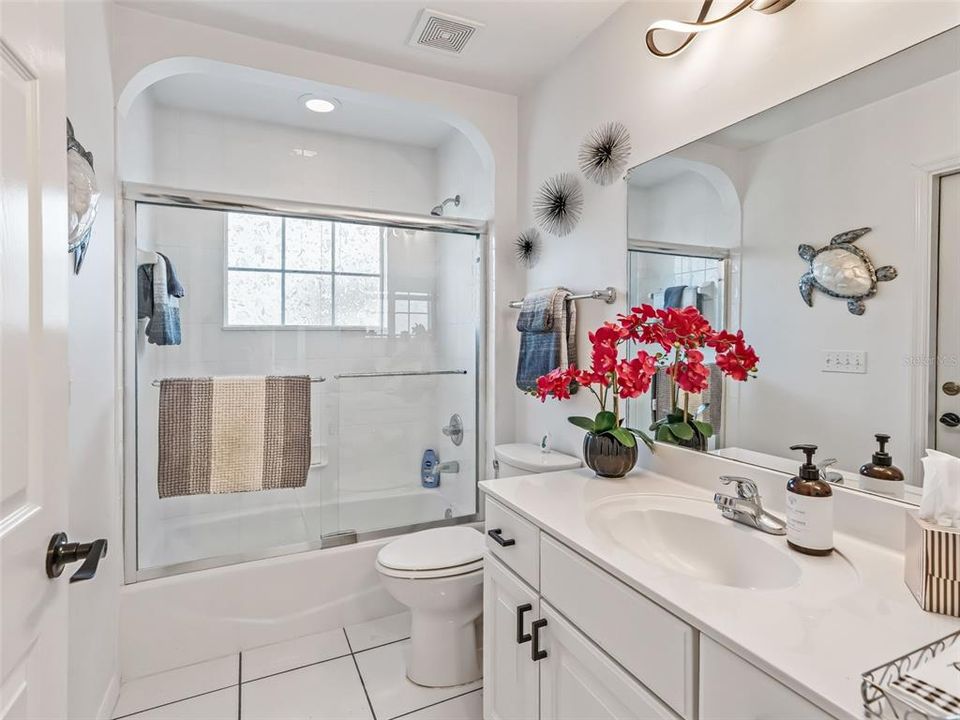 На продажу: $550,000 (3 спален, 3 ванн, 2071 Квадратных фут)