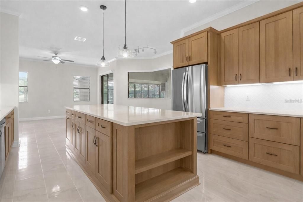 For Sale: $699,000 (4 beds, 3 baths, 2955 Square Feet)