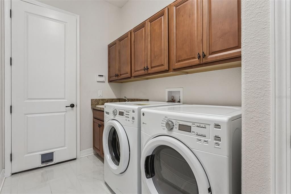 For Sale: $699,000 (4 beds, 3 baths, 2955 Square Feet)