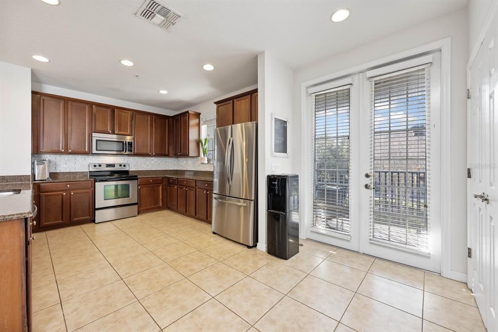 En Venta: $395,000 (3 camas, 2 baños, 2278 Pies cuadrados)