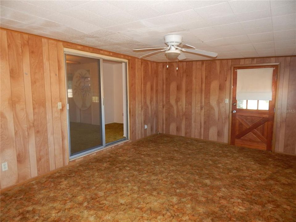 En Venta: $235,000 (3 camas, 2 baños, 1176 Pies cuadrados)