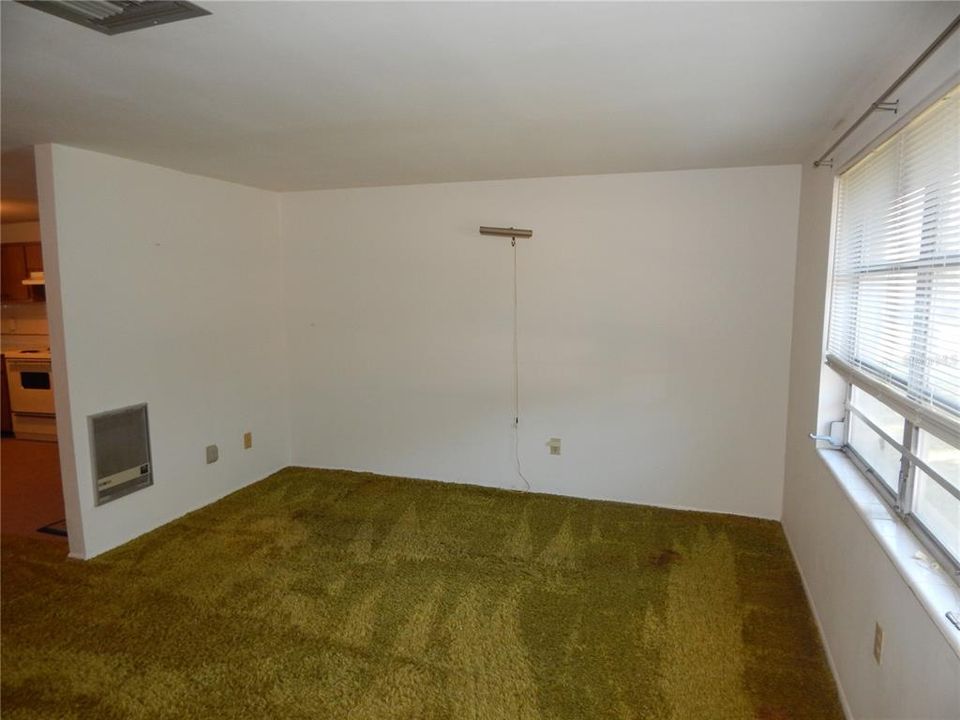 En Venta: $235,000 (3 camas, 2 baños, 1176 Pies cuadrados)