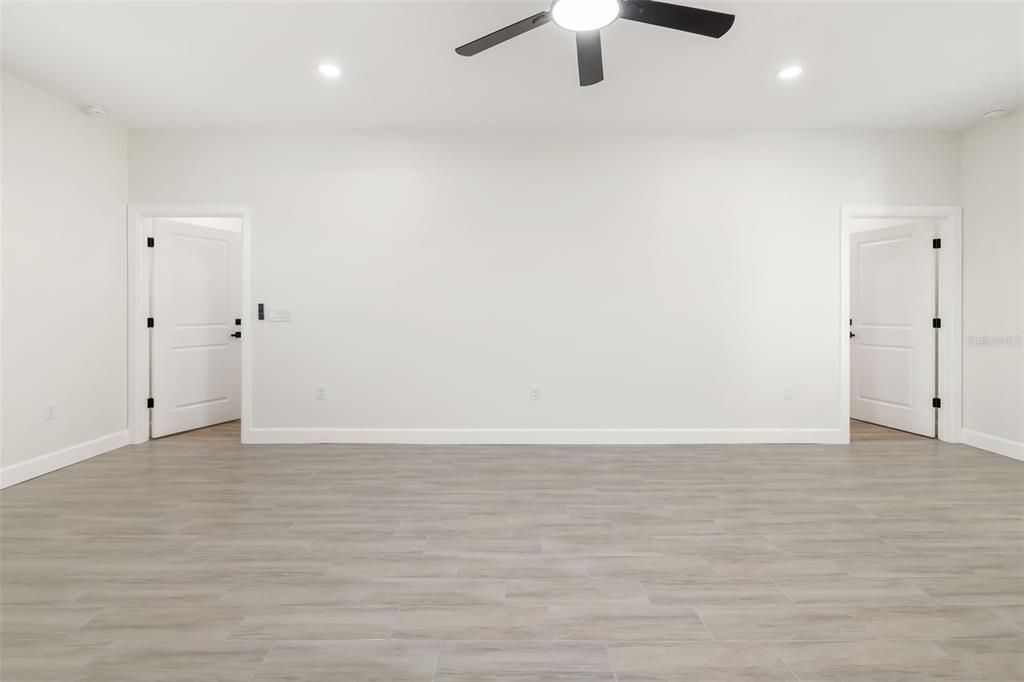 出租: $3,500 (4 贝兹, 4 浴室, 1865 平方英尺)