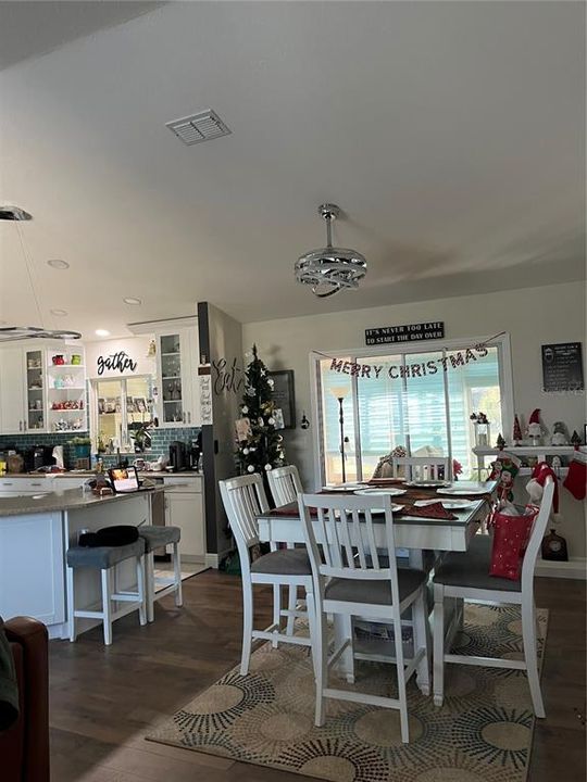 待售: $315,000 (3 贝兹, 2 浴室, 1760 平方英尺)