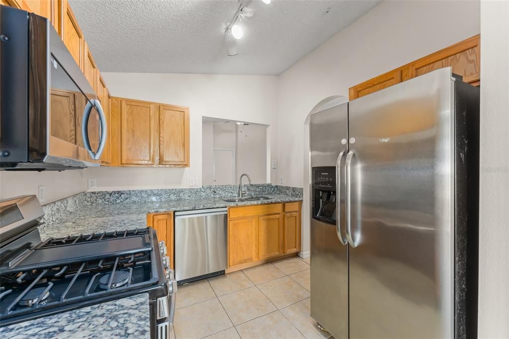 待售: $374,900 (3 贝兹, 2 浴室, 1450 平方英尺)