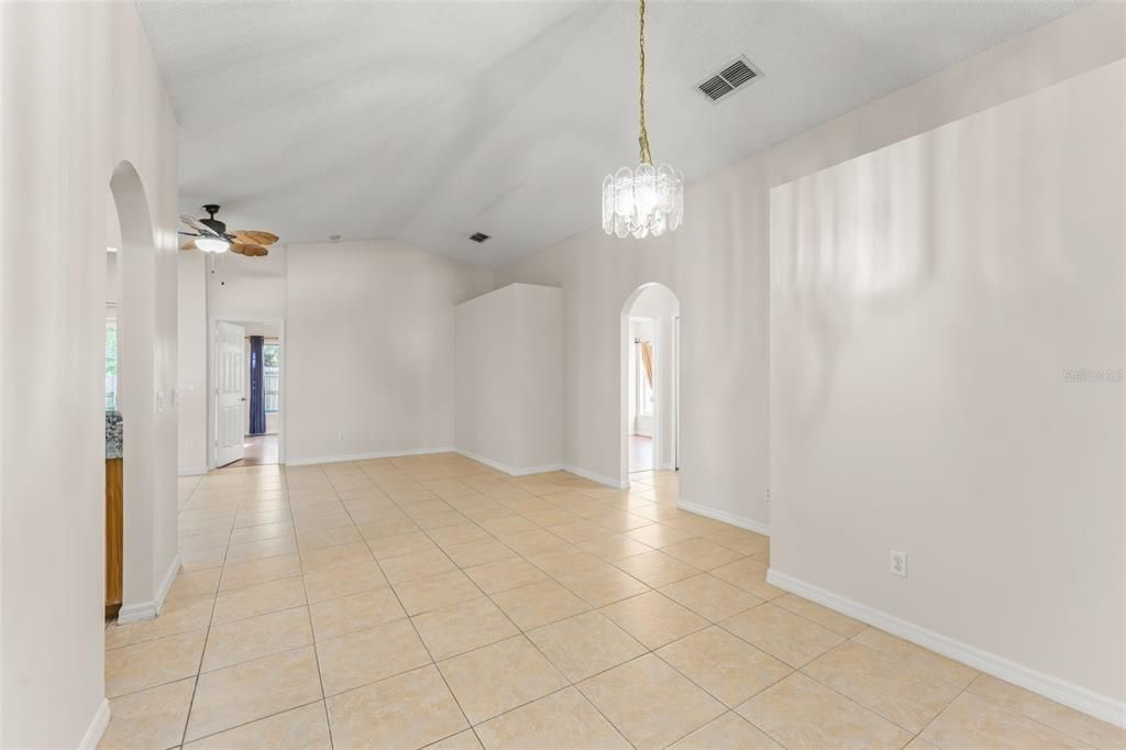 待售: $374,900 (3 贝兹, 2 浴室, 1450 平方英尺)