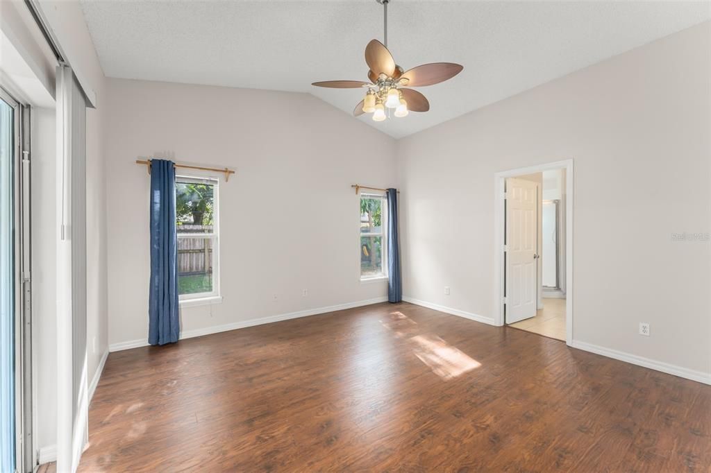 待售: $374,900 (3 贝兹, 2 浴室, 1450 平方英尺)