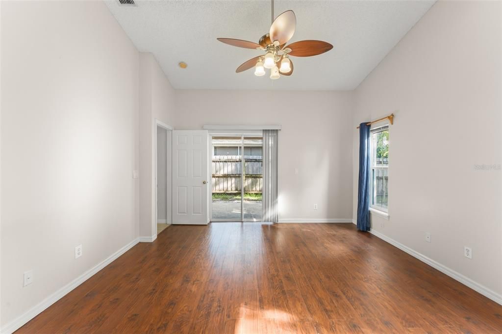 待售: $374,900 (3 贝兹, 2 浴室, 1450 平方英尺)