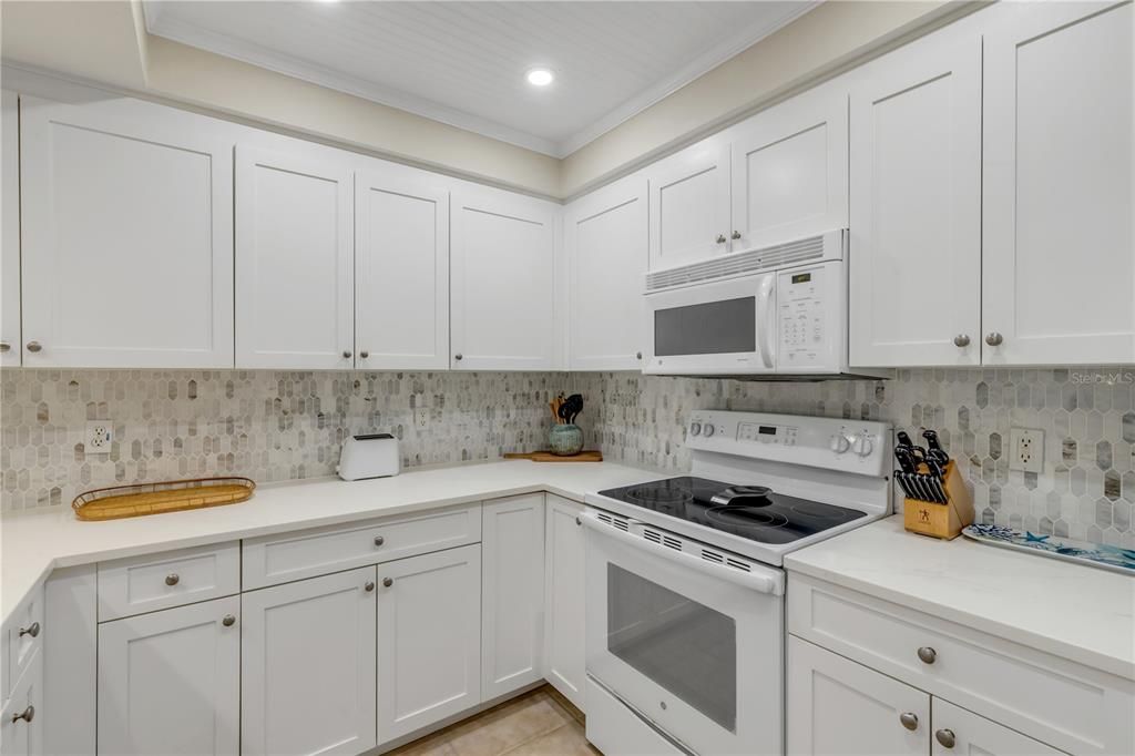 На продажу: $450,000 (3 спален, 2 ванн, 1601 Квадратных фут)