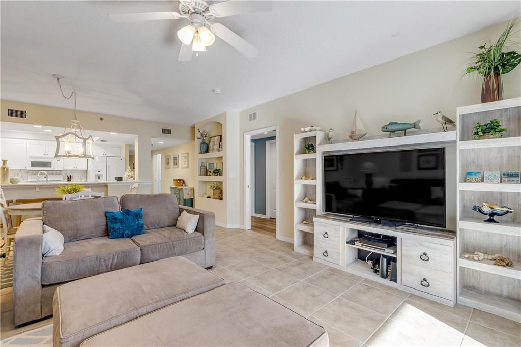 На продажу: $450,000 (3 спален, 2 ванн, 1601 Квадратных фут)