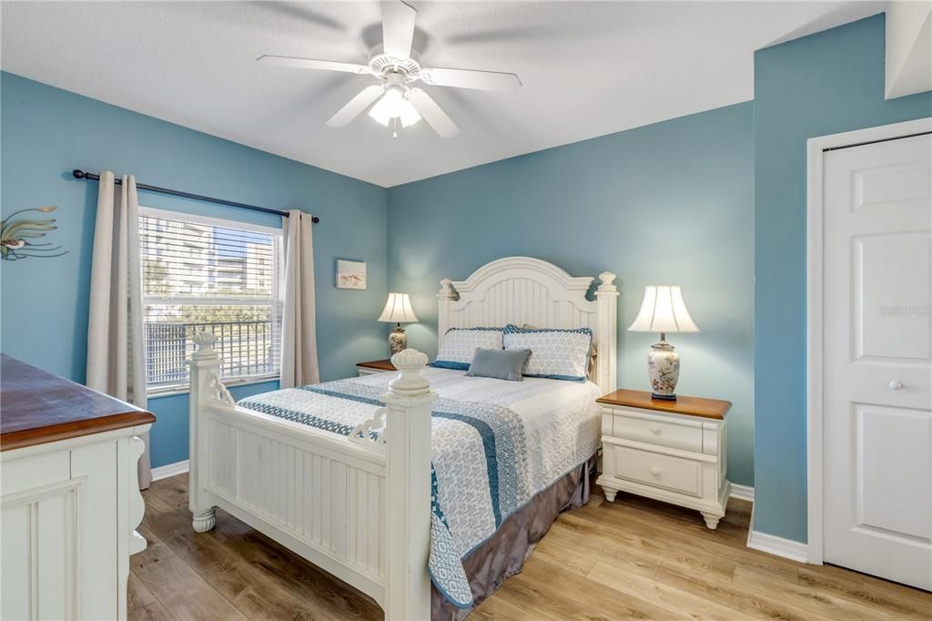 На продажу: $450,000 (3 спален, 2 ванн, 1601 Квадратных фут)