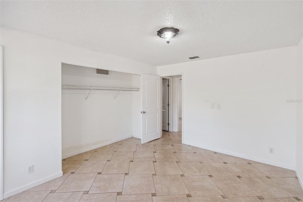 En Venta: $245,000 (3 camas, 2 baños, 1493 Pies cuadrados)