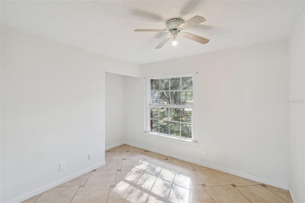 En Venta: $245,000 (3 camas, 2 baños, 1493 Pies cuadrados)