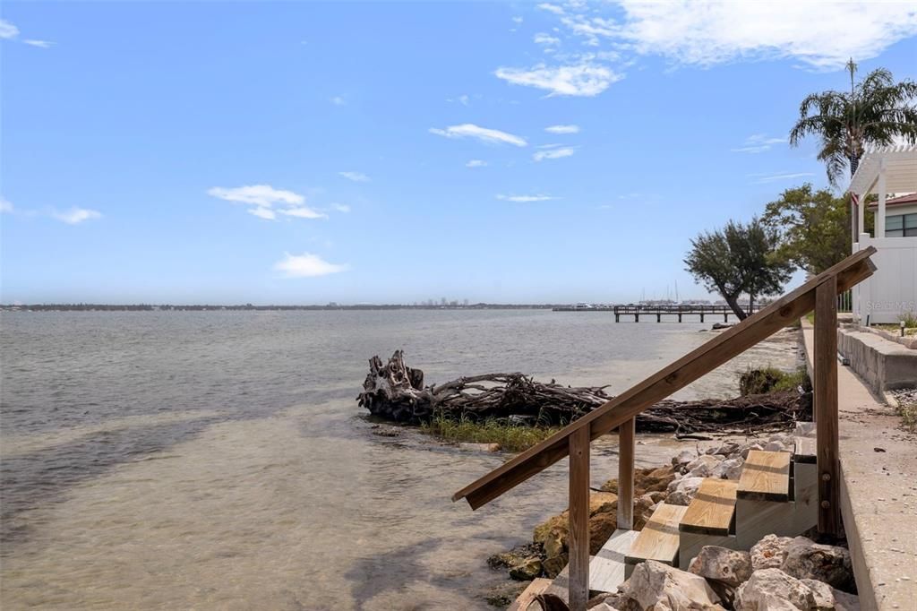 待售: $599,000 (2 贝兹, 2 浴室, 1240 平方英尺)